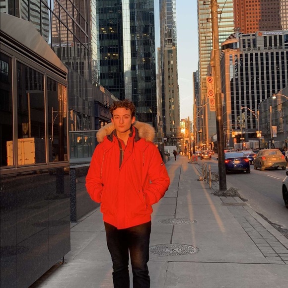 Meet your Posher, Eliseo - Picture 1 of 1